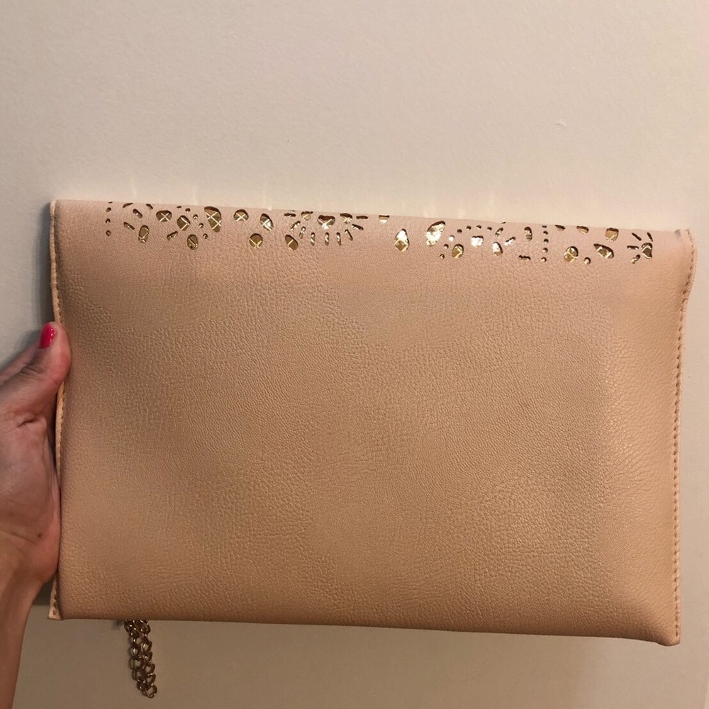 Large tan & gold clutch - Picture 5 of 5